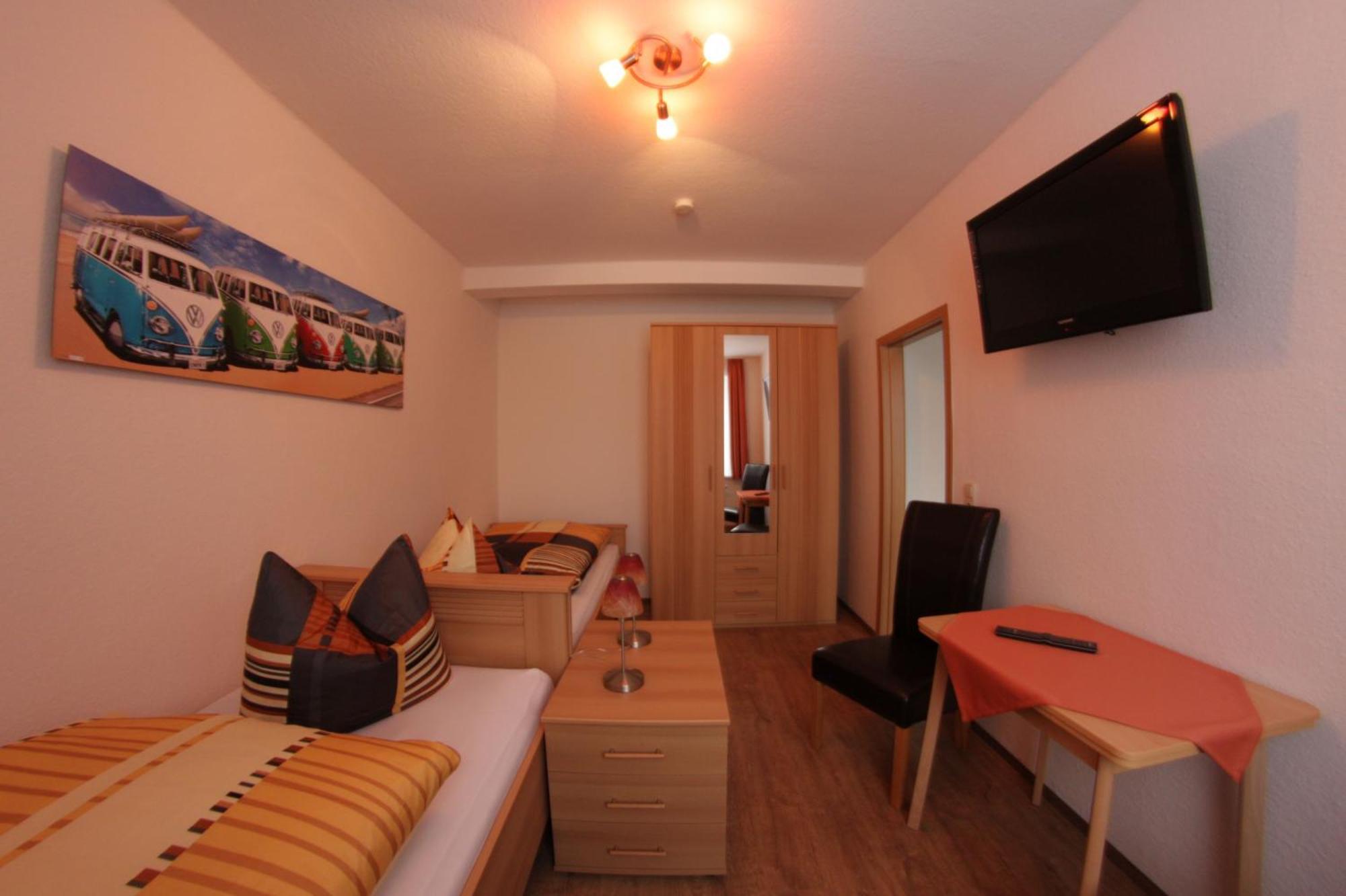 Pension Am Ostbahnhof โกทา ภายนอก รูปภาพ