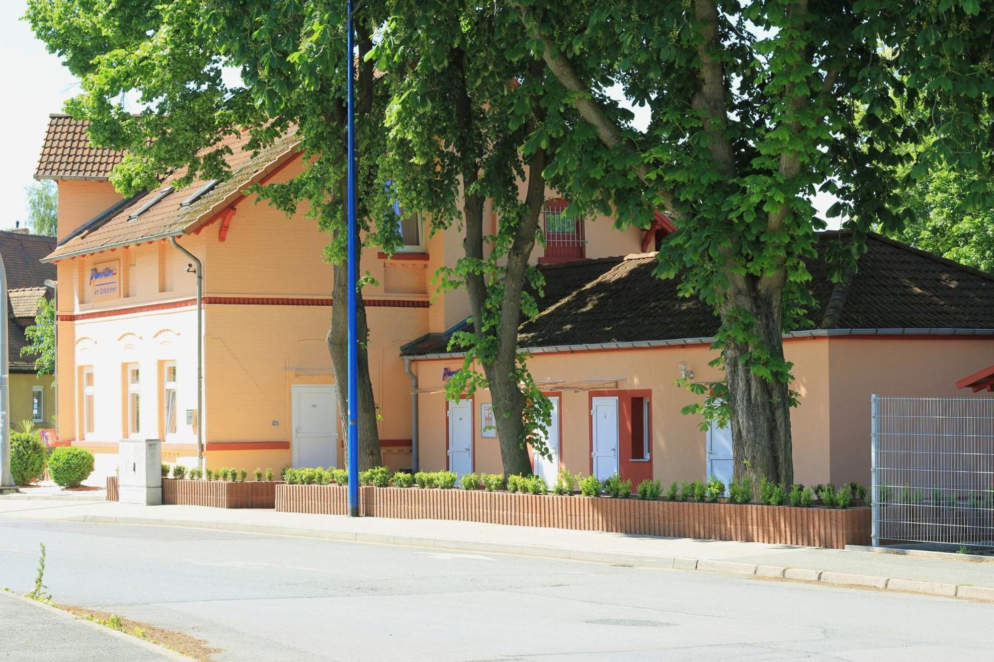 Pension Am Ostbahnhof โกทา ภายนอก รูปภาพ