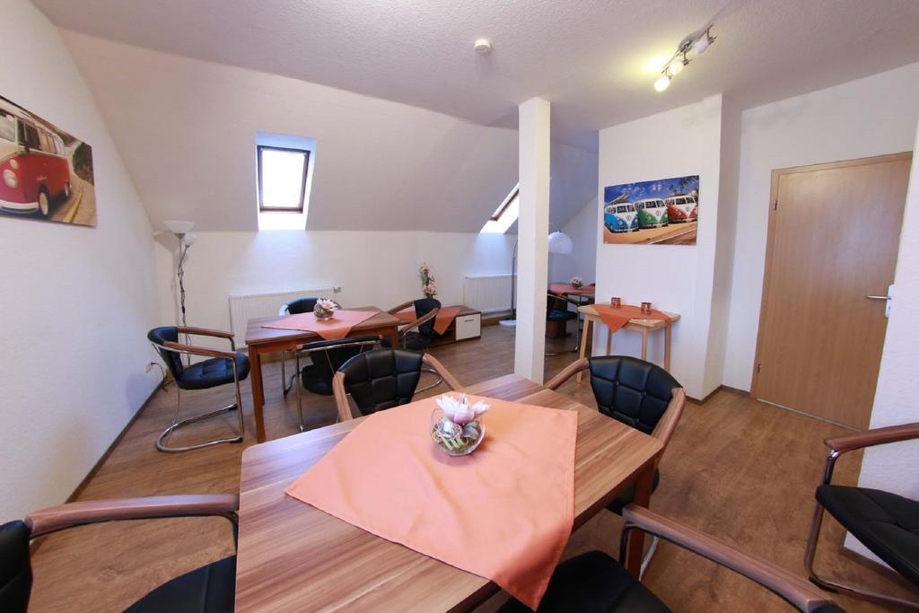 Pension Am Ostbahnhof โกทา ภายนอก รูปภาพ